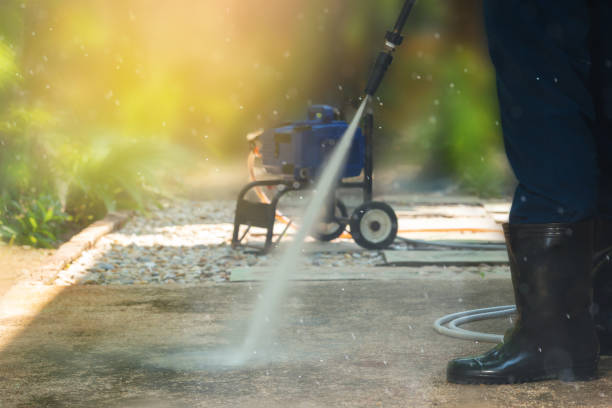Best Oil Spill Cleanup  in East Milton, FL